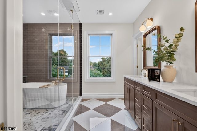 1 Noe Ave, Madison Boro, NJ 07940