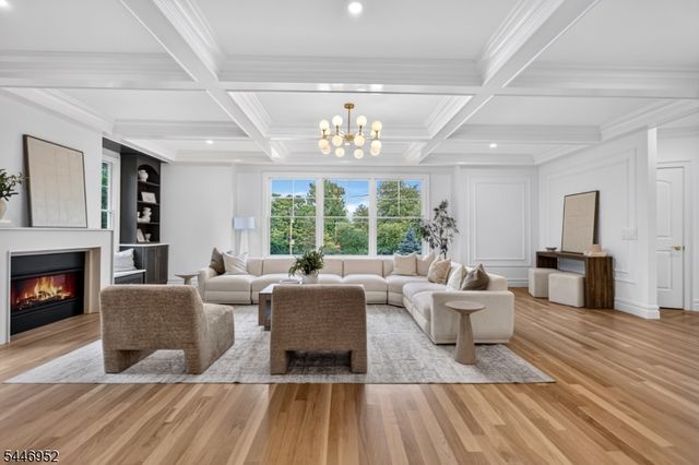 1 Noe Ave, Madison Boro, NJ 07940