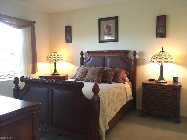 500 Robin Hood CIR 202, Naples, FL 34104