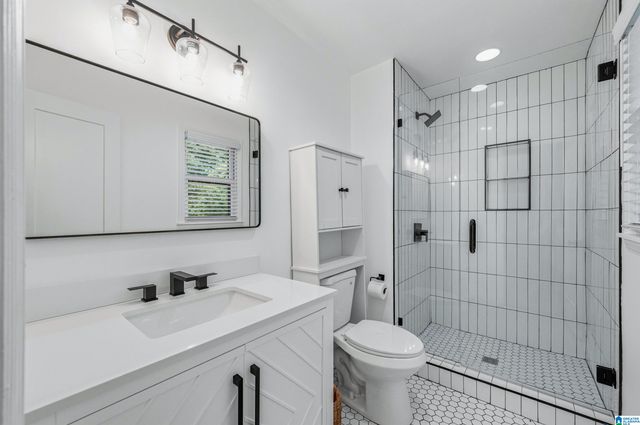 4221 SHILOH LANE, Birmingham, AL 35213