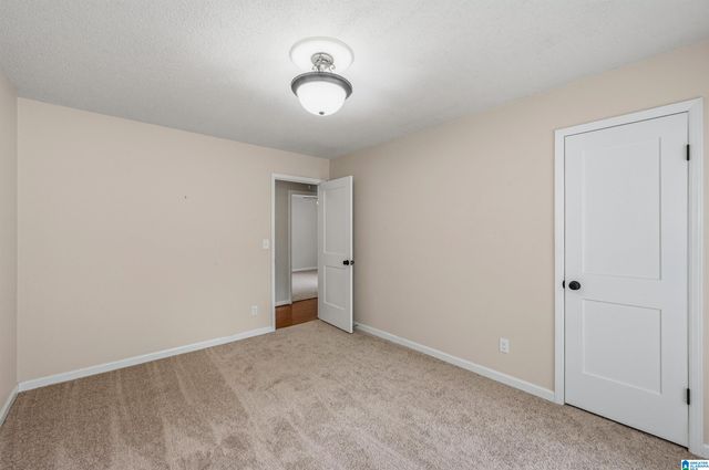 4221 SHILOH LANE, Birmingham, AL 35213