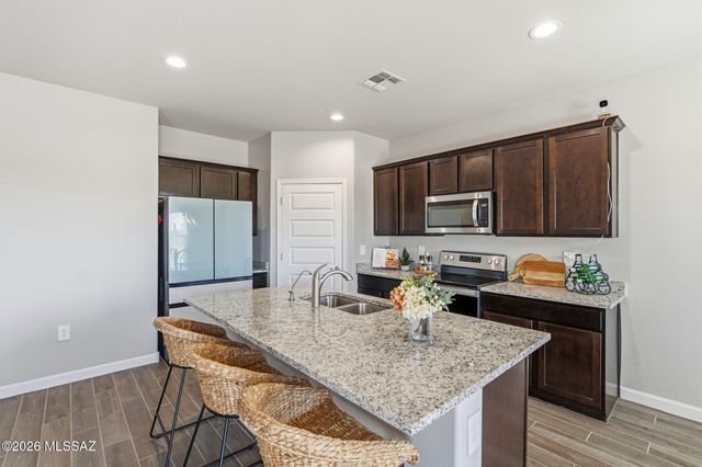 17101 W Gatling Road, Marana, AZ 85653