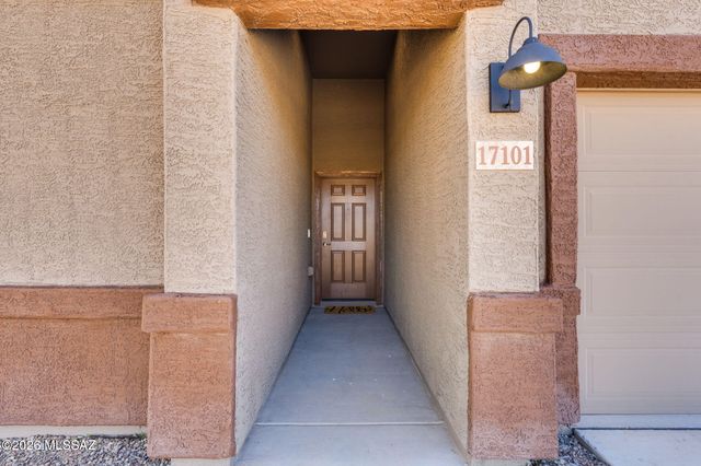 17101 W Gatling Road, Marana, AZ 85653