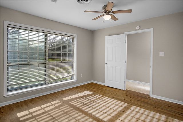 1003 Holik Drive, College Station, TX 77840