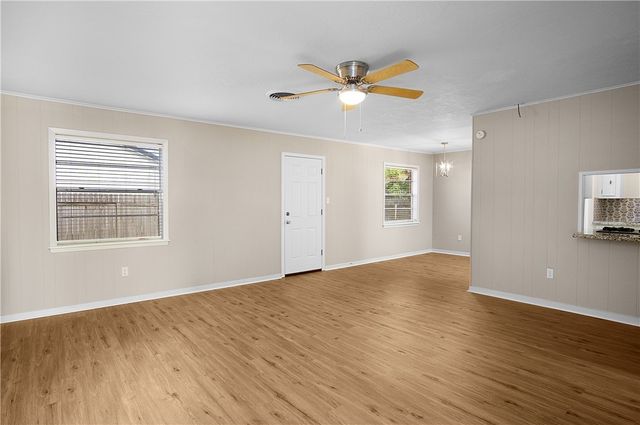 1003 Holik Drive, College Station, TX 77840