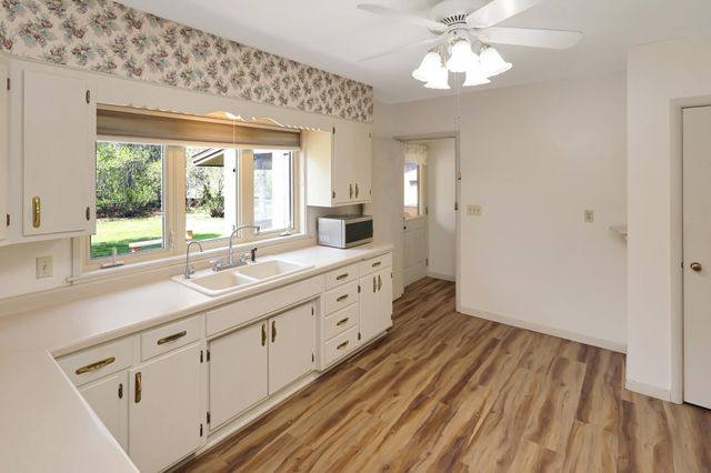 721 Riverside Avenue S, Sartell, MN 56377