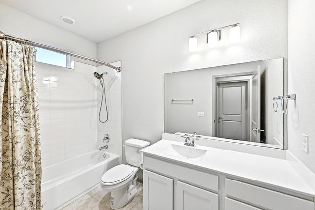 5517 Charles Merle DR B, Austin, TX 78747