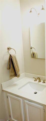 809 Christa CT, Virginia Beach, VA 23462