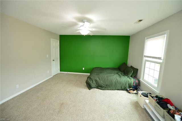 809 Christa CT, Virginia Beach, VA 23462