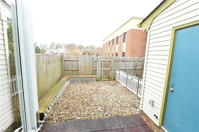 809 Christa CT, Virginia Beach, VA 23462