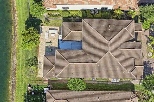10271 Peninsula Place, Parkland, FL 33076