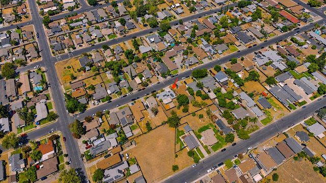 324 Sycamore Ave, Manteca, CA 95336