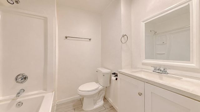 324 Sycamore Ave, Manteca, CA 95336
