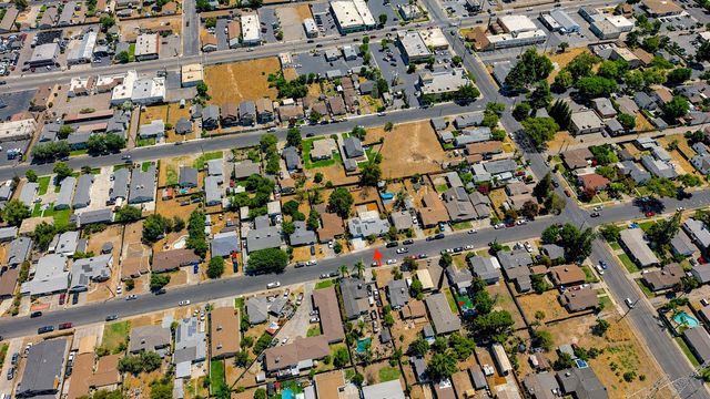 324 Sycamore Ave, Manteca, CA 95336