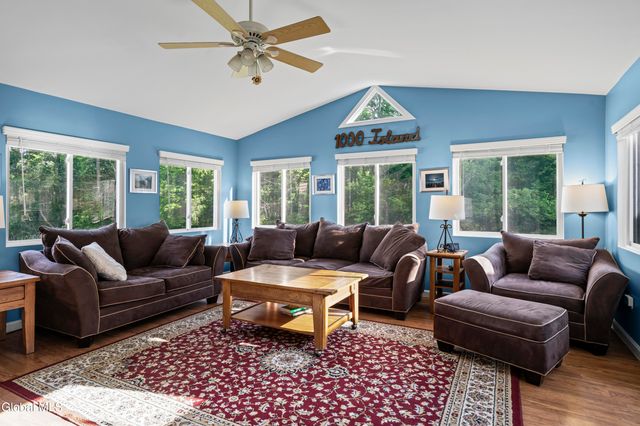 123 Halfmoon Drive, Guilderland, NY 12009