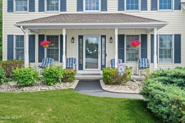 123 Halfmoon Drive, Guilderland, NY 12009