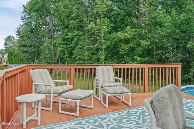 123 Halfmoon Drive, Guilderland, NY 12009