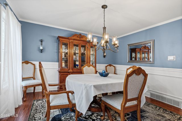 123 Halfmoon Drive, Guilderland, NY 12009