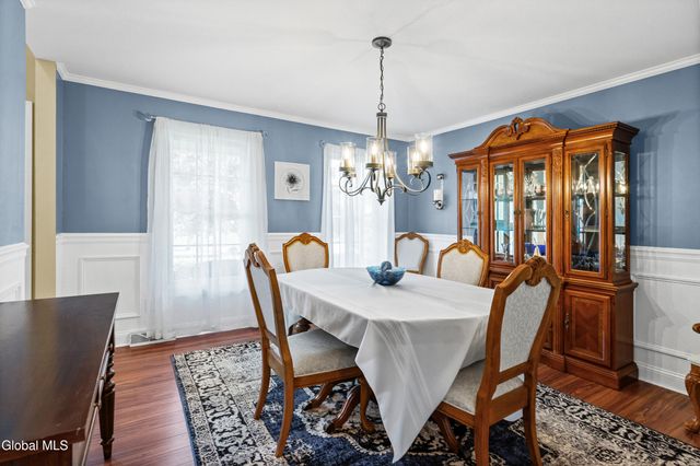 123 Halfmoon Drive, Guilderland, NY 12009