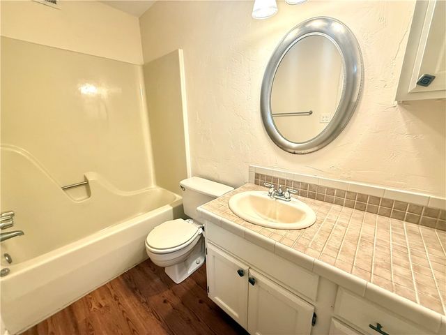 1711 N University Drive, Russellville, AR 72801