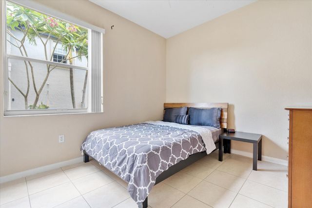 16385 SW 27th Street, Miramar, FL 33027