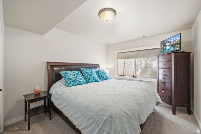 1370 E MEADOW VALLEY DR, Draper, UT 84020