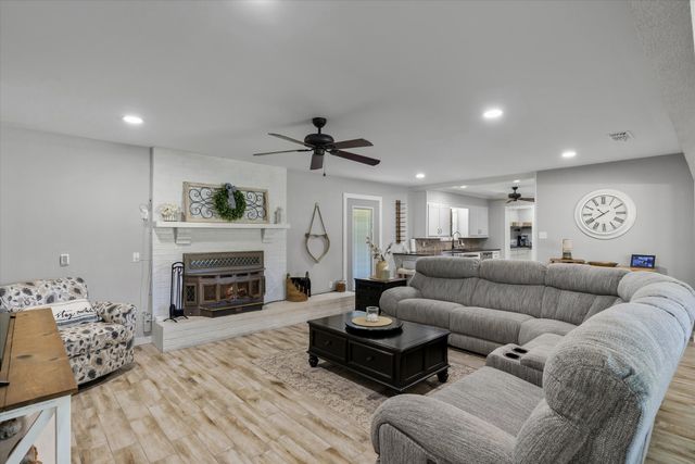 602 Gearner Drive, Winnsboro, TX 75494