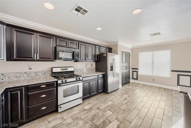 1620 Blooming Rose Street, Las Vegas, NV 89144