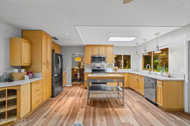 92 ABALONE Lane E, Ponte Vedra Beach, FL 32082
