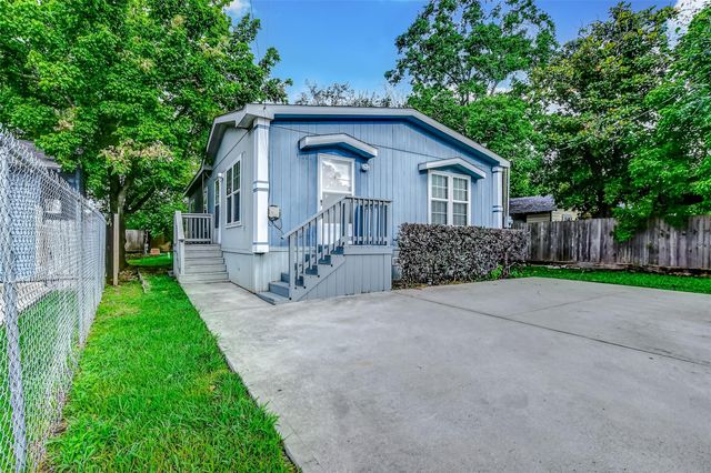 11313 Delman Street, Houston, TX 77093