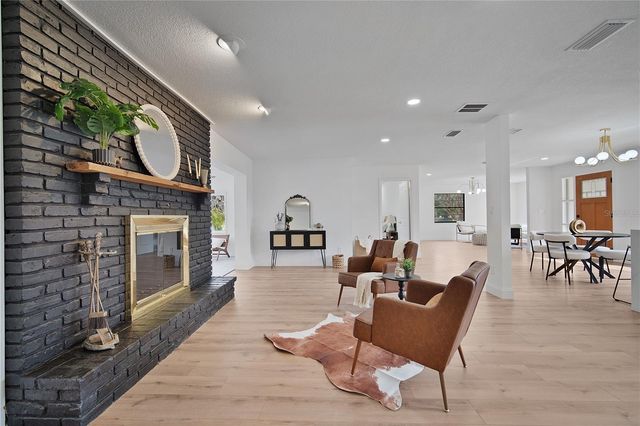 1450 W LAKE BRANTLEY ROAD, Longwood, FL 32779