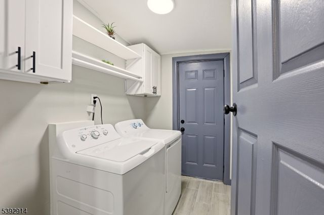 328 Halsted St, East Orange City, NJ 07018