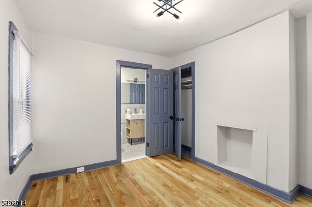 328 Halsted St, East Orange City, NJ 07018