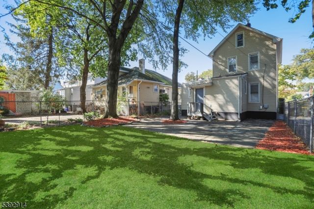 328 Halsted St, East Orange City, NJ 07018