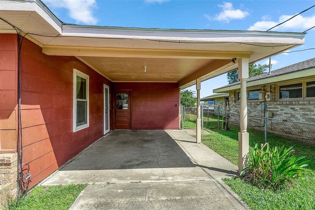 1107 Mitchell St Street, Lake Charles, LA 70607