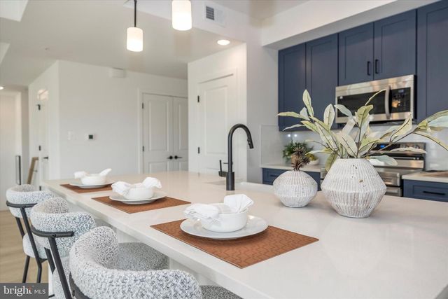 1631 BLACKSMITH WAY UNIT B, Frederick, MD 21702