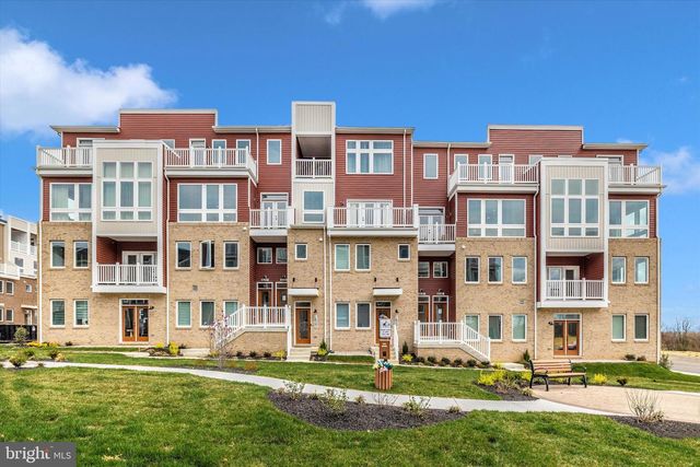 1631 BLACKSMITH WAY UNIT B, Frederick, MD 21702