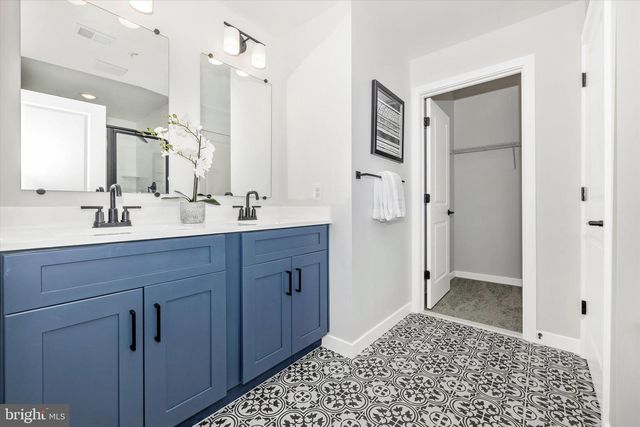 1631 BLACKSMITH WAY UNIT B, Frederick, MD 21702
