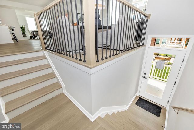 1631 BLACKSMITH WAY UNIT B, Frederick, MD 21702
