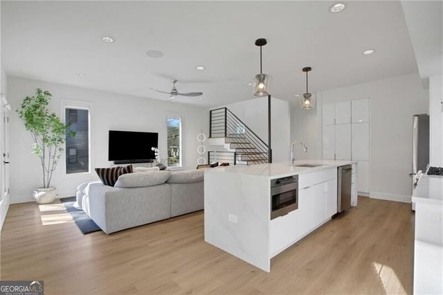 91 Hutchinson Street NE, Atlanta, GA 30307