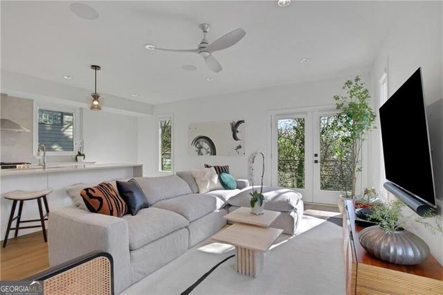 91 Hutchinson Street NE, Atlanta, GA 30307