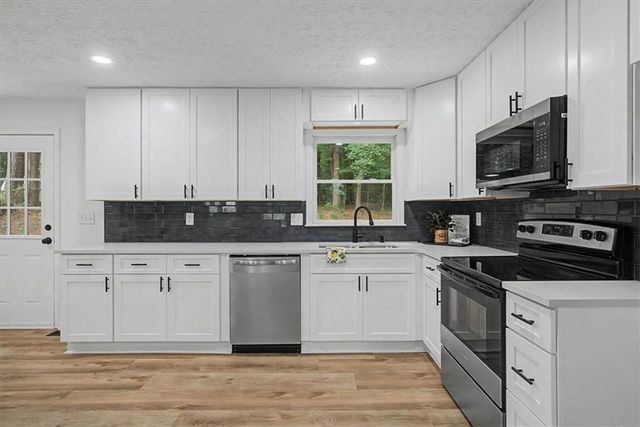 103 S Forty Pass W, Hiram, GA 30141