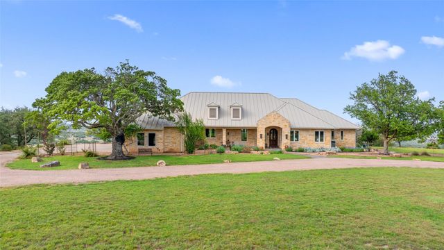 1956 Mountain Pasture Ranch Road RD, Johnson City, TX 78636