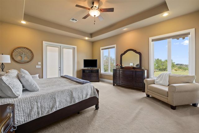 1956 Mountain Pasture Ranch Road RD, Johnson City, TX 78636