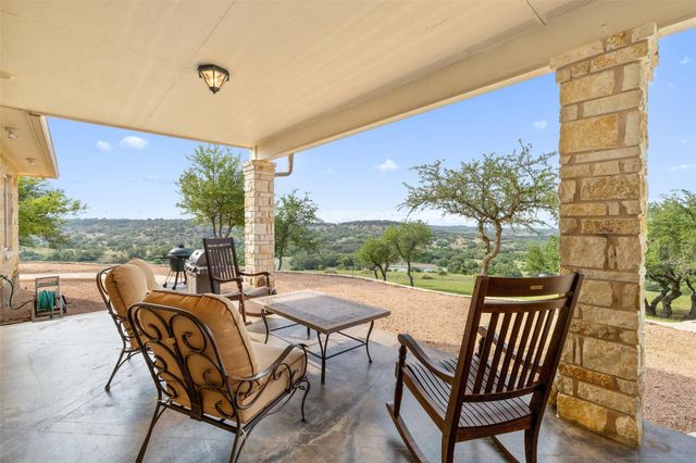 1956 Mountain Pasture Ranch Road RD, Johnson City, TX 78636
