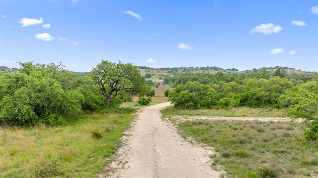 1956 Mountain Pasture Ranch Road RD, Johnson City, TX 78636