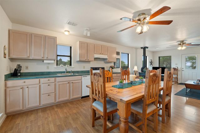 1956 Mountain Pasture Ranch Road RD, Johnson City, TX 78636