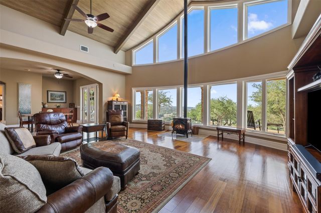 1956 Mountain Pasture Ranch Road RD, Johnson City, TX 78636