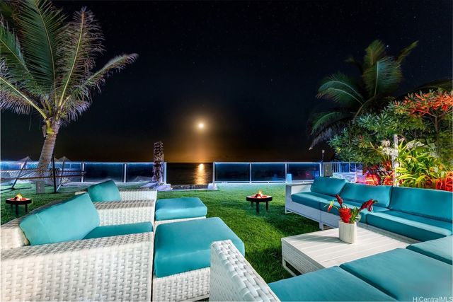 53-841 Kamehameha Highway, Hauula, HI 96717