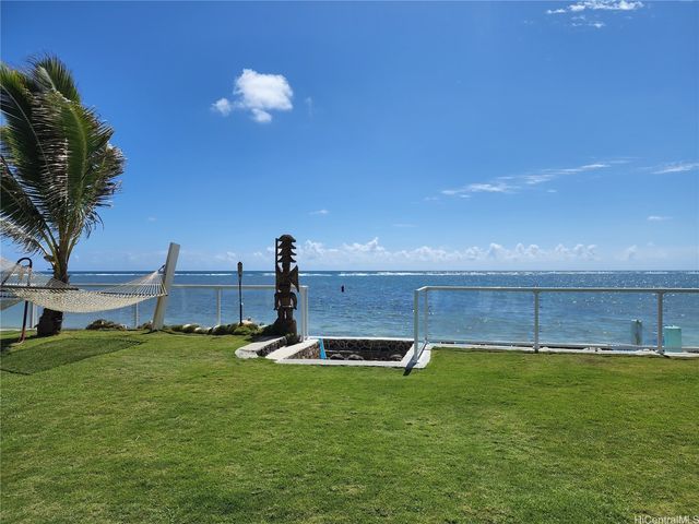 53-841 Kamehameha Highway, Hauula, HI 96717